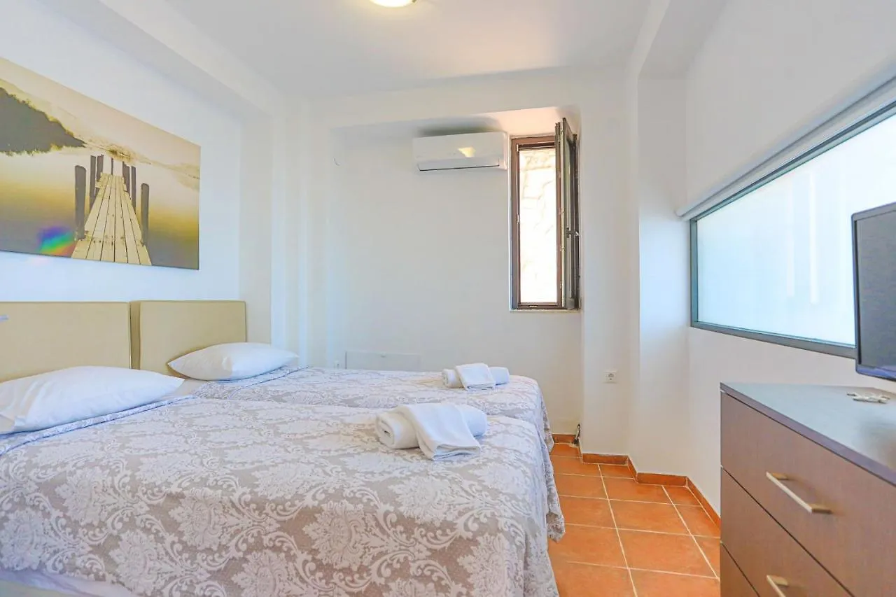 Kalma Villa Exi Nea Moudania Greece